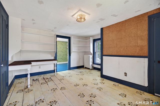 2 Rowland Road, Old Lyme, CT 06371