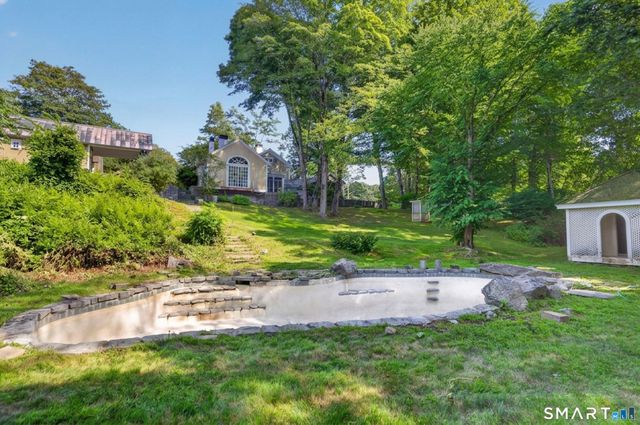 2 Rowland Road, Old Lyme, CT 06371