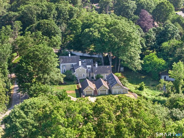 2 Rowland Road, Old Lyme, CT 06371
