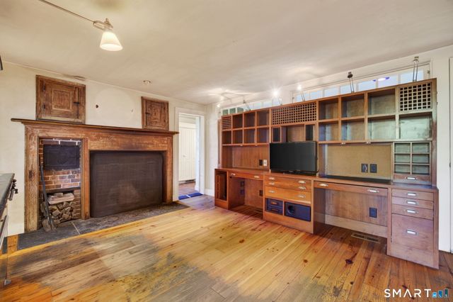 2 Rowland Road, Old Lyme, CT 06371