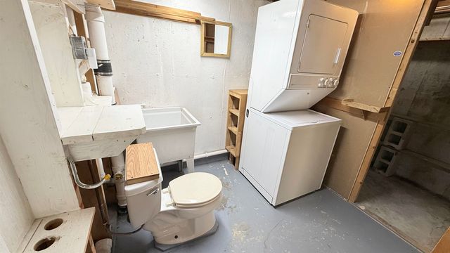 806 Vt Route 15 W, Johnson, VT 05656