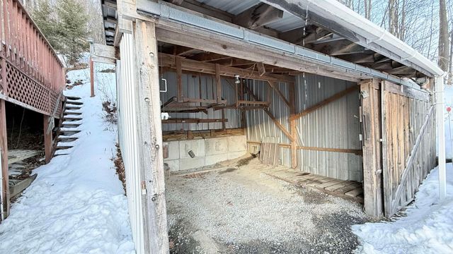 806 Vt Route 15 W, Johnson, VT 05656