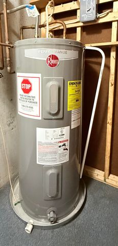 806 Vt Route 15 W, Johnson, VT 05656