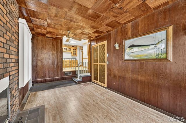 1472 Grant Road, Webster Groves, MO 63119