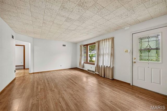 1472 Grant Road, Webster Groves, MO 63119