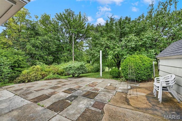 1472 Grant Road, Webster Groves, MO 63119