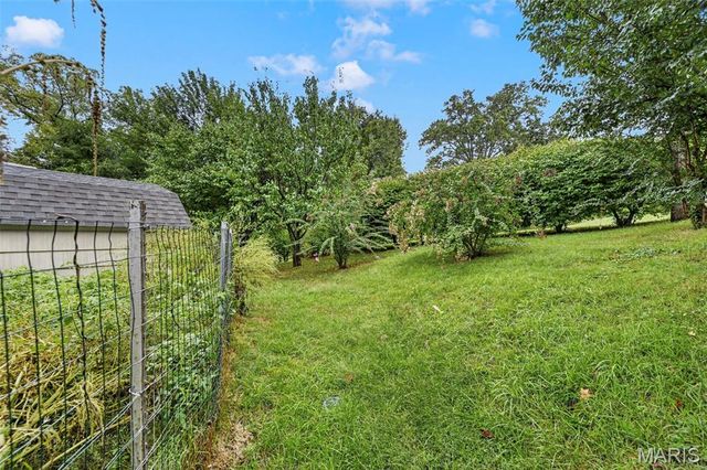 1472 Grant Road, Webster Groves, MO 63119