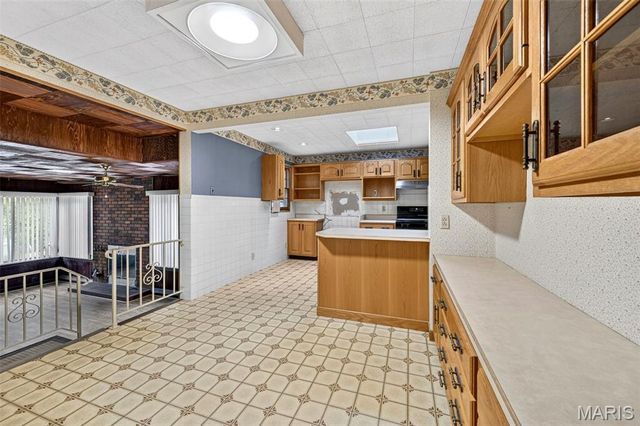 1472 Grant Road, Webster Groves, MO 63119