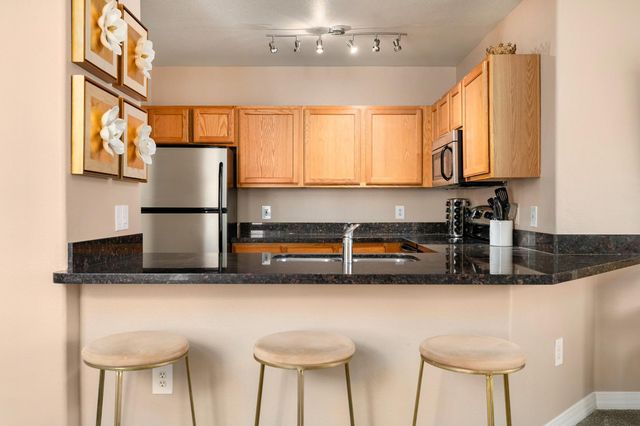 20100 N 78th Place 2090, Scottsdale, AZ 85255