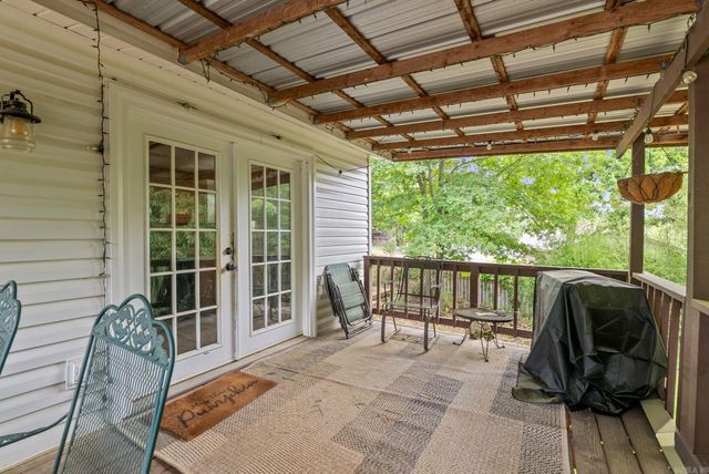 2 Idlewood Place, Maumelle, AR 72113