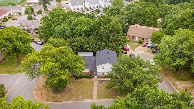 2 Idlewood Place, Maumelle, AR 72113