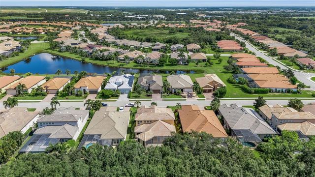 10310 EASTWOOD DRIVE, Bradenton, FL 34211