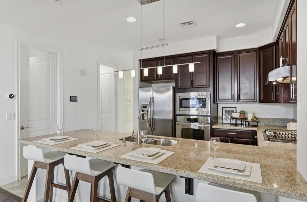 Image 10 of property listing at 1053 El Capitan Terrace, Sunnyvale, CA 94085