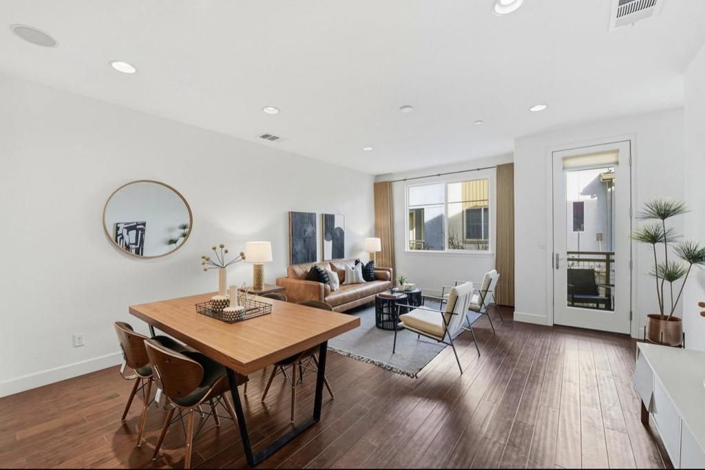 Image 15 of property listing at 1053 El Capitan Terrace, Sunnyvale, CA 94085