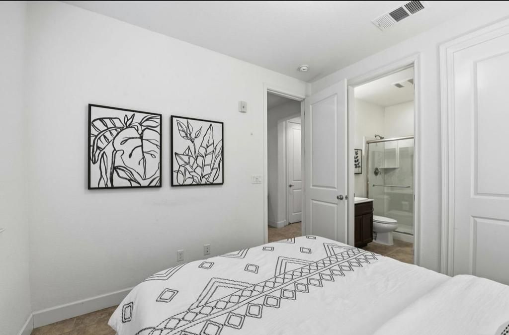 Image 26 of property listing at 1053 El Capitan Terrace, Sunnyvale, CA 94085