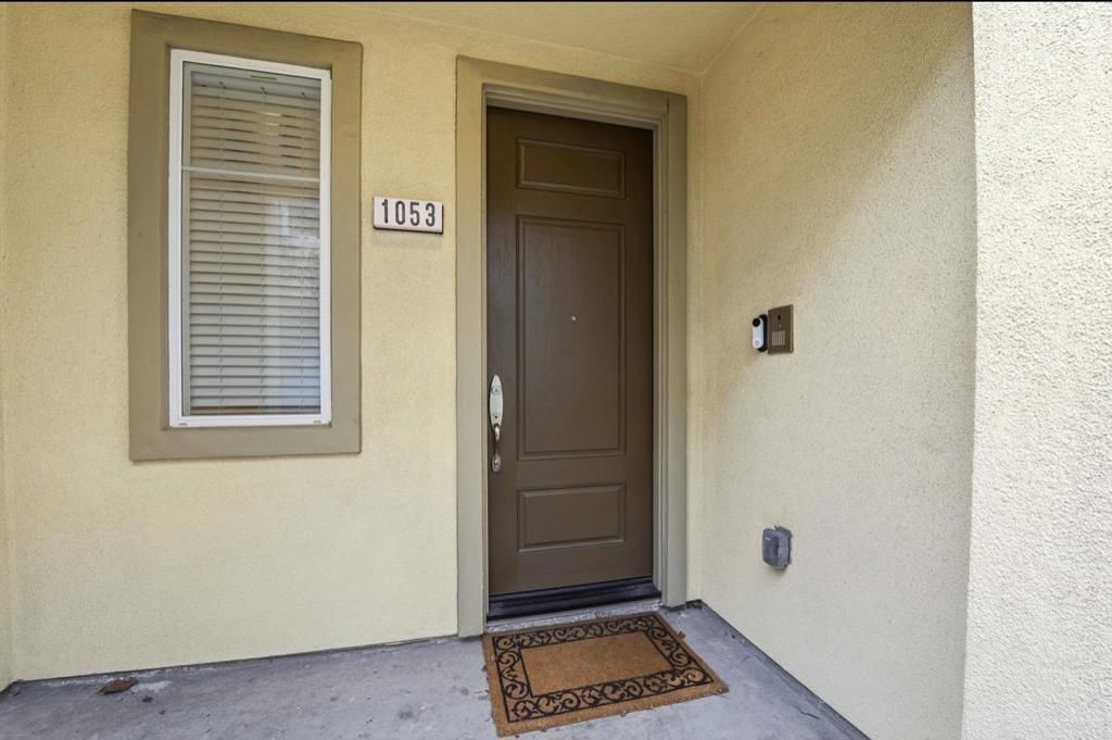 Image 4 of property listing at 1053 El Capitan Terrace, Sunnyvale, CA 94085