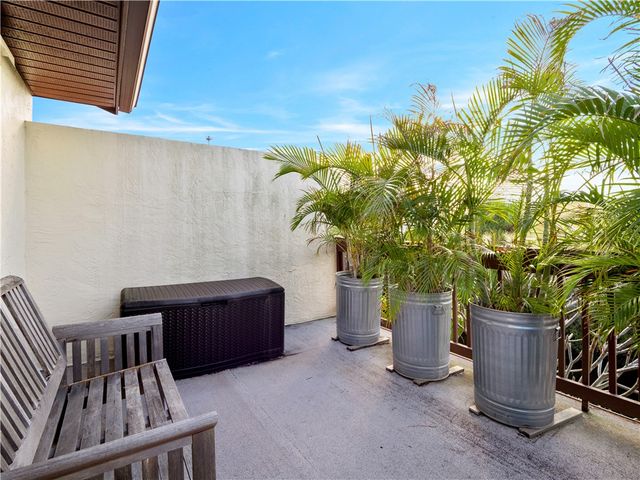 2305 Parkside Place 2305, Indian Harbour Beach, FL 32937