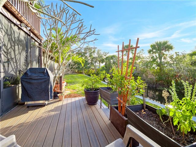 2305 Parkside Place 2305, Indian Harbour Beach, FL 32937