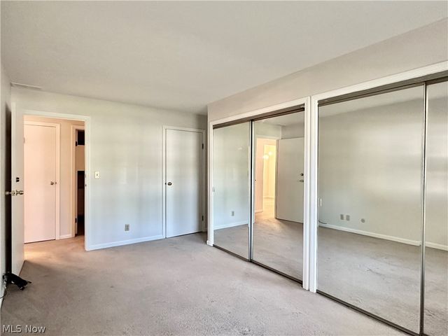 42 Gloucester Court 3A, Akron, OH 44313