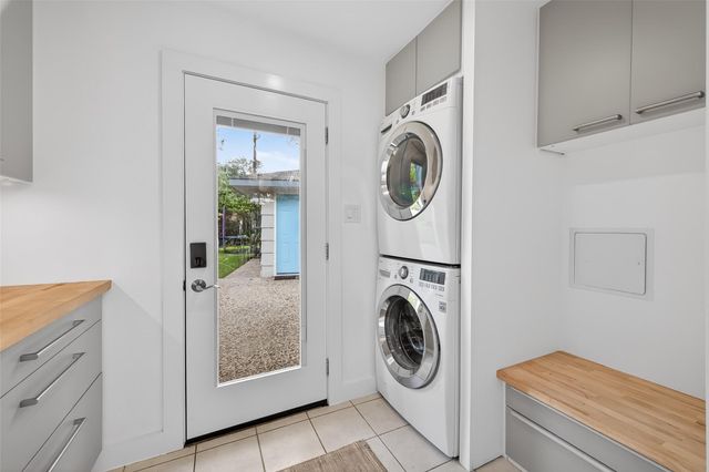 5715 Claridge Drive, Houston, TX 77096