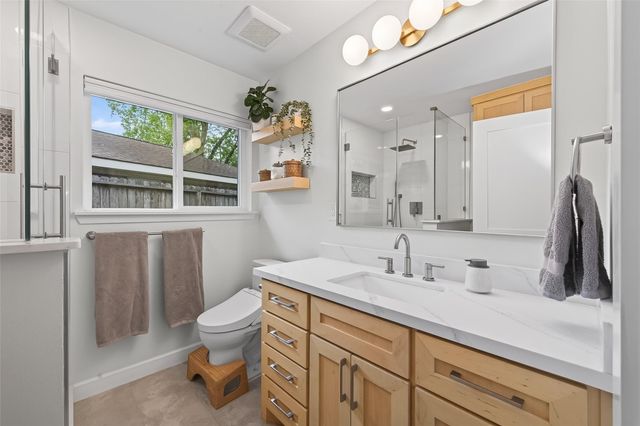 5715 Claridge Drive, Houston, TX 77096