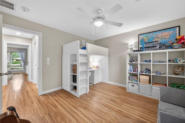 5715 Claridge Drive, Houston, TX 77096