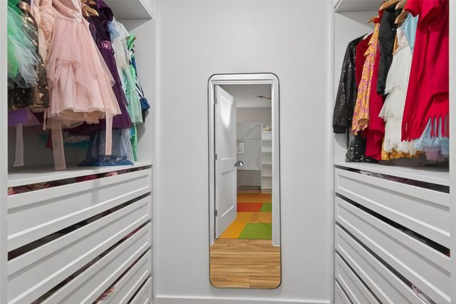 5715 Claridge Drive, Houston, TX 77096