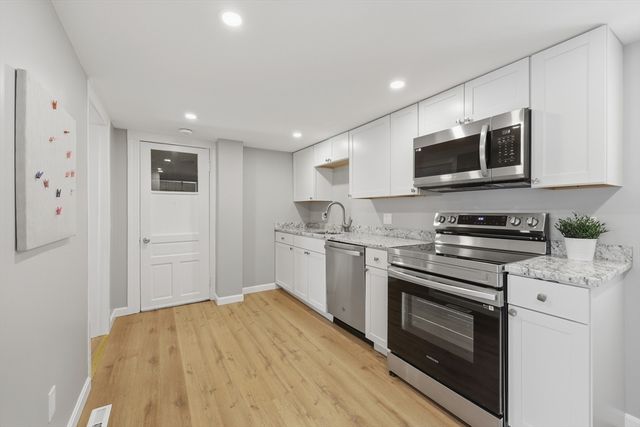 81 Bay View Drive, Shrewsbury, MA 01545