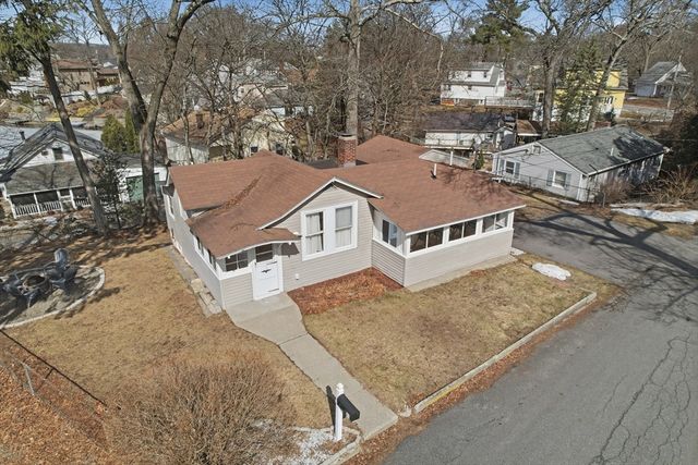 81 Bay View Drive, Shrewsbury, MA 01545