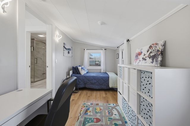 81 Bay View Drive, Shrewsbury, MA 01545