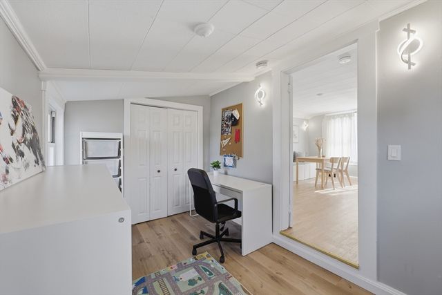 81 Bay View Drive, Shrewsbury, MA 01545