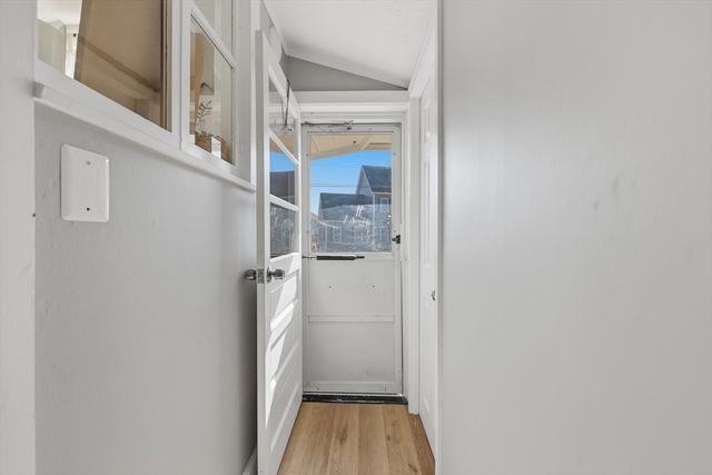 81 Bay View Drive, Shrewsbury, MA 01545