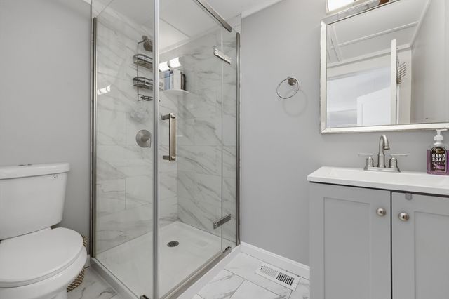 81 Bay View Drive, Shrewsbury, MA 01545