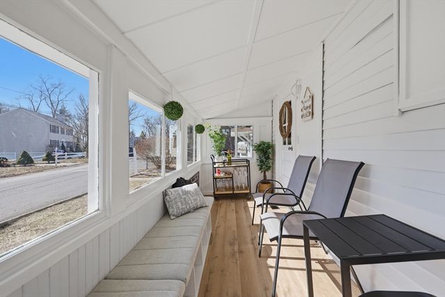 81 Bay View Drive, Shrewsbury, MA 01545