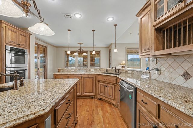 24754 E 143rd Street S, Coweta, OK 74429