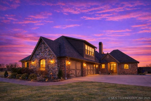 24754 E 143rd Street S, Coweta, OK 74429