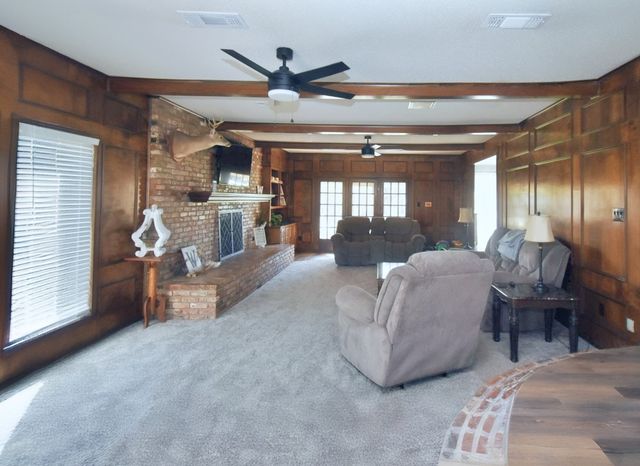 802 W Coke Road, Winnsboro, TX 75494