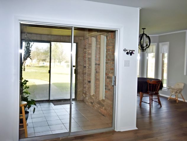 802 W Coke Road, Winnsboro, TX 75494