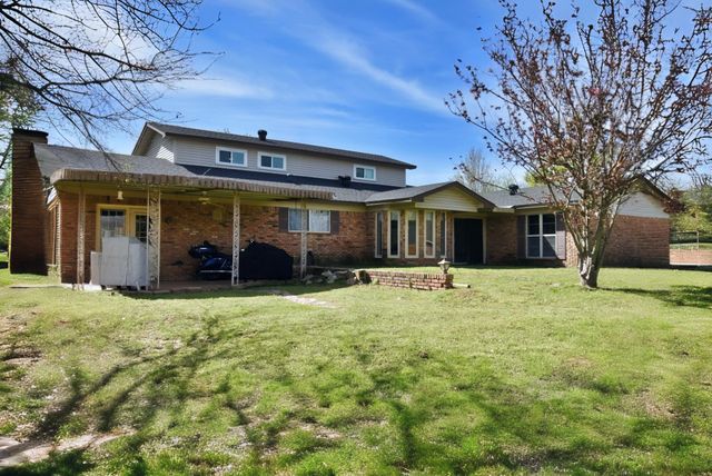 802 W Coke Road, Winnsboro, TX 75494