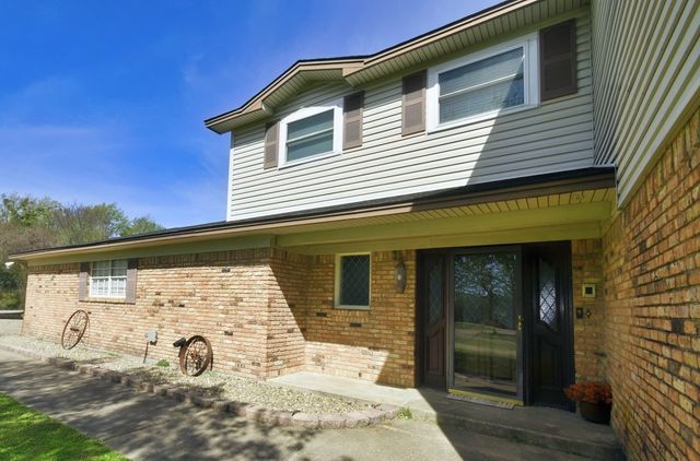 802 W Coke Road, Winnsboro, TX 75494