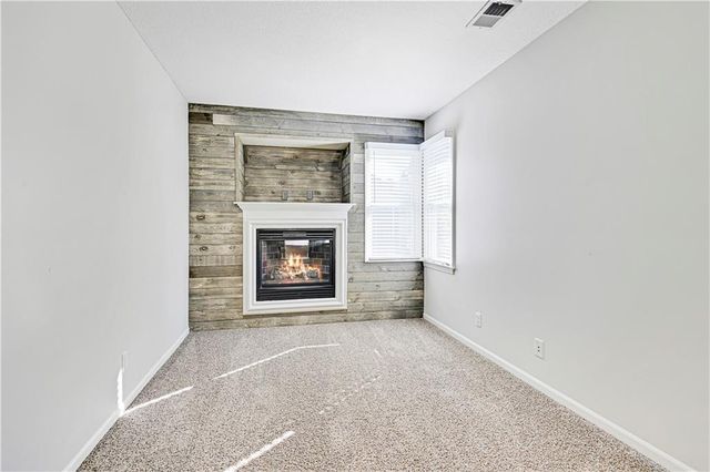 5012 W 163RD Street, Overland Park, KS 66085