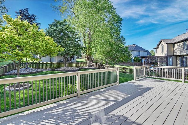 5012 W 163RD Street, Overland Park, KS 66085