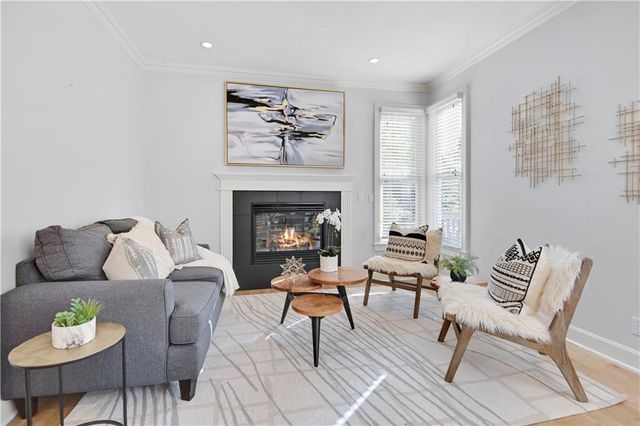 5012 W 163RD Street, Overland Park, KS 66085