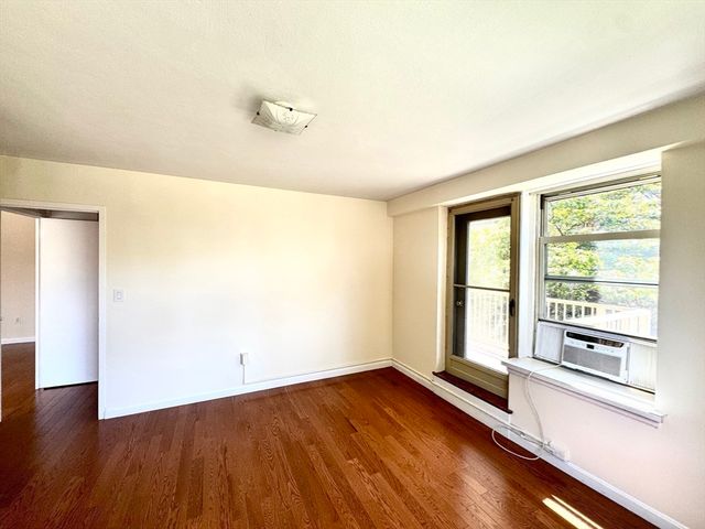 145 Pinckney 335, Boston, MA 02114
