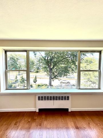 145 Pinckney 335, Boston, MA 02114