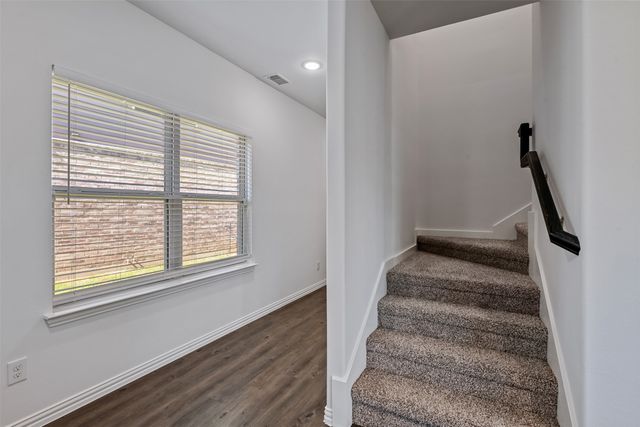 4619 Raleigh Dalton Road, Dallas, TX 75227