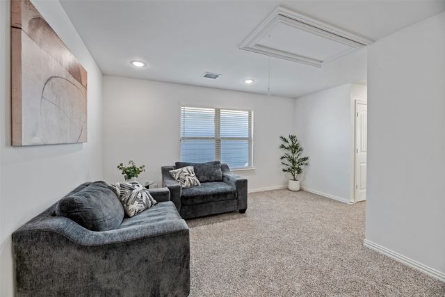 4619 Raleigh Dalton Road, Dallas, TX 75227
