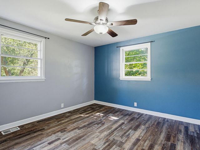 739 Scoutview Rd, Ashland City, TN 37015