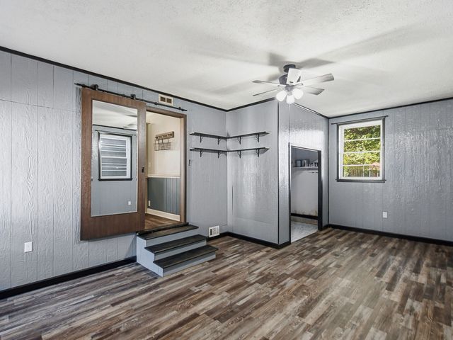 739 Scoutview Rd, Ashland City, TN 37015