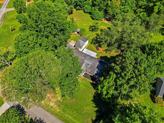 739 Scoutview Rd, Ashland City, TN 37015